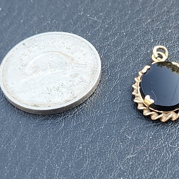 Vintage GF Small Pendant - Picture 5 of 5